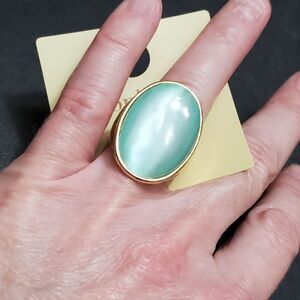*Sale* Gold tone ring with blue stone Size 7